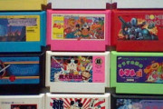 昭和生まれってファミコンのタイトルでカセットの色がわかるよな