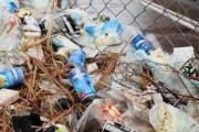 東京、ポイ捨て禁止で過料徴収へ「ゴミは持ち帰るという日本文化を外国人に周知徹底したい」  [9/19]
