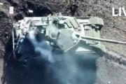 バフムートで撃破されたロシア軍のT-90M戦車！
