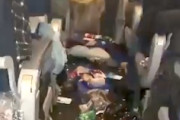 【動画】緊急事態を宣言したユナイテッド航空613便の機内がヤバい。