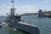 アメリカ海軍研究局にトリマラン型無人水上艦「シーホーク」を納入…レイドス！