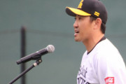ホークス退団の内川、最終戦セレモニーで吐露「一軍で1打席も貰えなかったので辞められない」