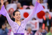 浅田真央、“お団子ヘア＆ラベンダー色のセーター姿”を公開！「最高に可愛い」「まおカラー」とファン反応
