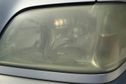 【悲報】黄ばんだヘッドライト、今後車検を通らなくなり無事終了