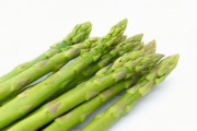 「アスパラガス」とかいう、誰も好んで食べない謎の緑の棒