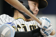 ゲンダイ「糸原はハムなら二塁、遊撃でレギュラーを取れる。堀か井口とトレードあるぞ」