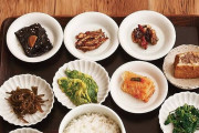 韓国人の反応「再利用がまたバレル韓国飲食店の姿」→youyubeに通告するぞ・普通じゃね