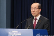 日本に白旗をあげて降伏したということです 韓国、GSOMIA失効を回避 韓国の反応