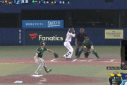 【プレミア12日本対オーストラリア】侍ジャパン、3回2アウト一三塁からワイルドピッチで三塁ランナーが生還しリードを3点に広げる！！！！！！！！！