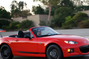 【画像】MAZDAのロードスターという車カッコいいよな？