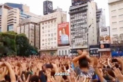【動画】ドラゴンボール大好きアルゼンチン人、鳥山明氏追悼のために広場に2万人が集まりAKIRAコール