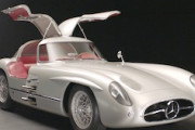 落札価格182億円。自動車史上最高額で取引されたメルセデス・ベンツの映像。