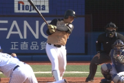 【速報】日ハム清宮、満塁でレフトへ流し打ちの2点タイムリーツーベース！！！