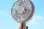 【ハンディファン】若い女性が使ってるあのミニ扇風機って効果あるの？