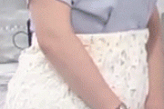 【gif】女子アナさん、敏感すぎる