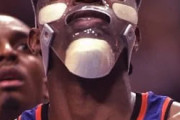 【NBA】最もフェイスマスク／ゴーグルの似合う選手は？