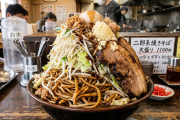 二郎系焼きそばって作ったら売れると思います