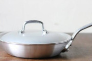 フライパンって"浅い"よな