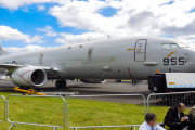 もうすぐ西側の飛行機なんて買えなくなるもんな　～　【国防・監視】海自P-1とは大違い！ 哨戒機P-8はどんな飛行機？ 同じP-3C後継機の異なるコンセプト