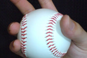 【悲報】変化球業界「たすけて！！若者がパームボール投げないせいで廃れてるの！！！」