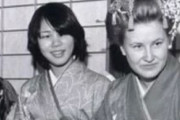 外国人「まさに僕が夢見た生き方じゃないか！」40年前、日本で交換留学生だった母親の写真がこれ