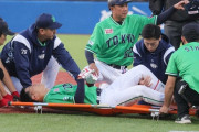 ヤクルト塩見泰隆、担架で緊急退場…