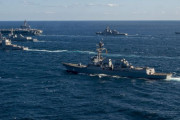 アメリカ海軍、海上自衛隊、韓国海軍の艦船が州島近海で三ヶ国間合同演習を実施！