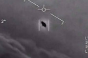 【動画】UFOさん、めちゃくちゃ鮮明に撮影されてしまうｗｗｗｗｗｗｗｗｗｗｗｗｗｗｗ