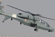 インドが独自開発した軽攻撃ヘリコプター「LCH」の調達を決定…AH-64Eアパッチと並行導入！