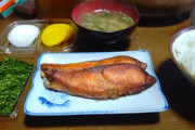 ちょっと早めの朝食を食べる（※画像あり）
