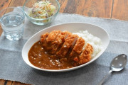 【悲報】自民党、カツカレー食い逃げ議員がまた出てしまう