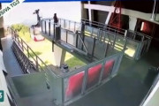 イタリアのロープウェイ事故発生の瞬間を記録した映像、怖すぎる・・・