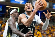 【NBA】ヤニスが7年連続1stチーム、6年は満票選出という圧倒的な安定感