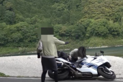 最近バイク女子多いけど足つき悪いバイクは危険だぞ