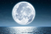 今夜は満月『スタージェンムーン』！全国的に雲が多く見れる場所は少ないぞ