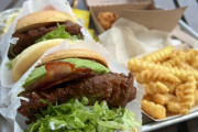 【朗報】ハンバーガー屋の格付け、ついに決定するｗｗｗｗ