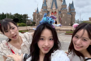 Juice=Juice林仁愛ちゃん「最近、さくりんごさん（石山咲良・遠藤彩加里）とディズニー行ってきました🌸🍎❣」