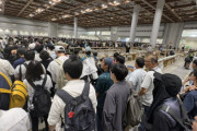 夏コミの覇権、ブルアカじゃなくて超かぐや姫！になる！！　列がとんでもない事になってて草