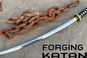 外国人YouTuber「錆びた鉄から日本刀作ってみた！」→1.3億再生