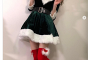 【画像】「美人すぎる！」「ごっちん最強に可愛い」と反響…後藤真希が公開したミニ丈ワンピのサンタコス姿はこちら！