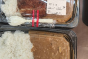 【朗報】コスパ最強一キロカレーが発見される