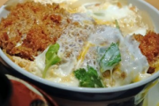 嫁「今日はカツ煮だよ」俺「カツ丼にしろよ！洗い物も減るだろ！」嫁「丼がいいなら俺君はそうすれば？私は気にしないよ？キョトン」→結果…