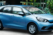 【朗報】ホンダのフィット、実はヤリスノートよりも売れてたｗｗｗｗ