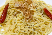 イタリア人『すまん、ペペロンチーノって日本で言う卵かけご飯みたいなもんやぞ？』