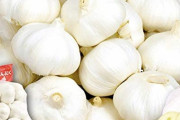 国産ニンニク（300円）「売れない…なぜだ？」