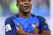 【悲報】ムバッペさん、21歳にもなってまだフランスにいる