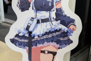 【画像】太ももの擬人化ことグリッドマンの六花さん、短足になる