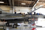 日本メディア「在日米軍のF-15・16戦闘機を韓国ではなく自国で整備」！