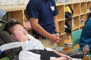 母親「重度の障がいを持つこの子も修学旅行に行かせろ」教委「！？」