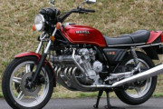 【画像】国産バイク史上一番カッコいいのって結局これだよな